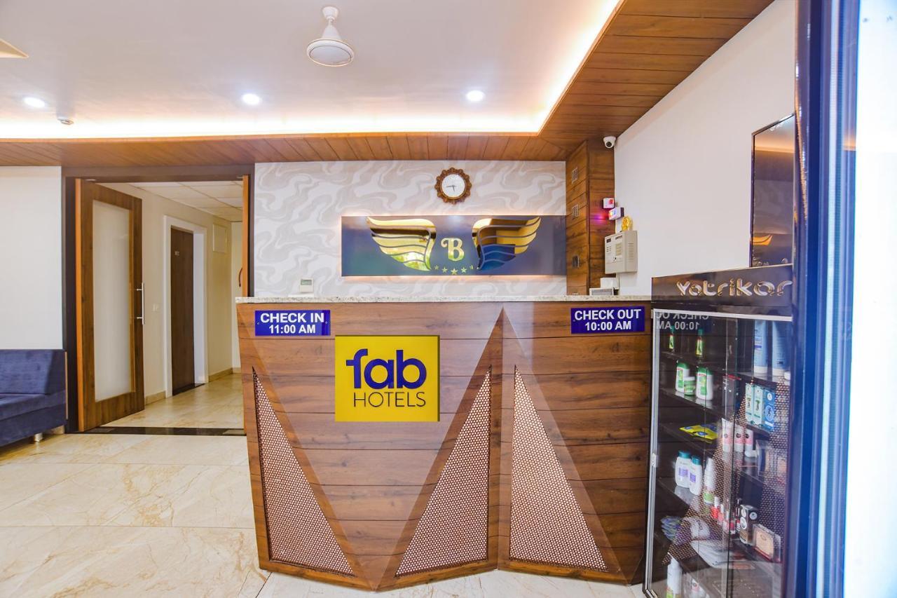 Fabhotel Blue Marine インドール エクステリア 写真
